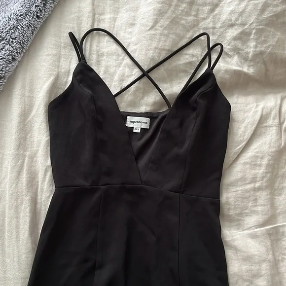 Superdown Joey Double Strap Mini Dress in Black Sz XXS - Picture 2 of 3